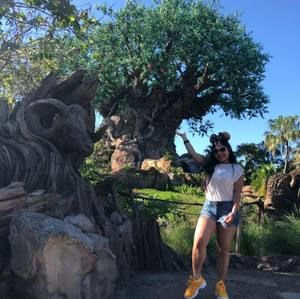 Meet your Posher, Andreina